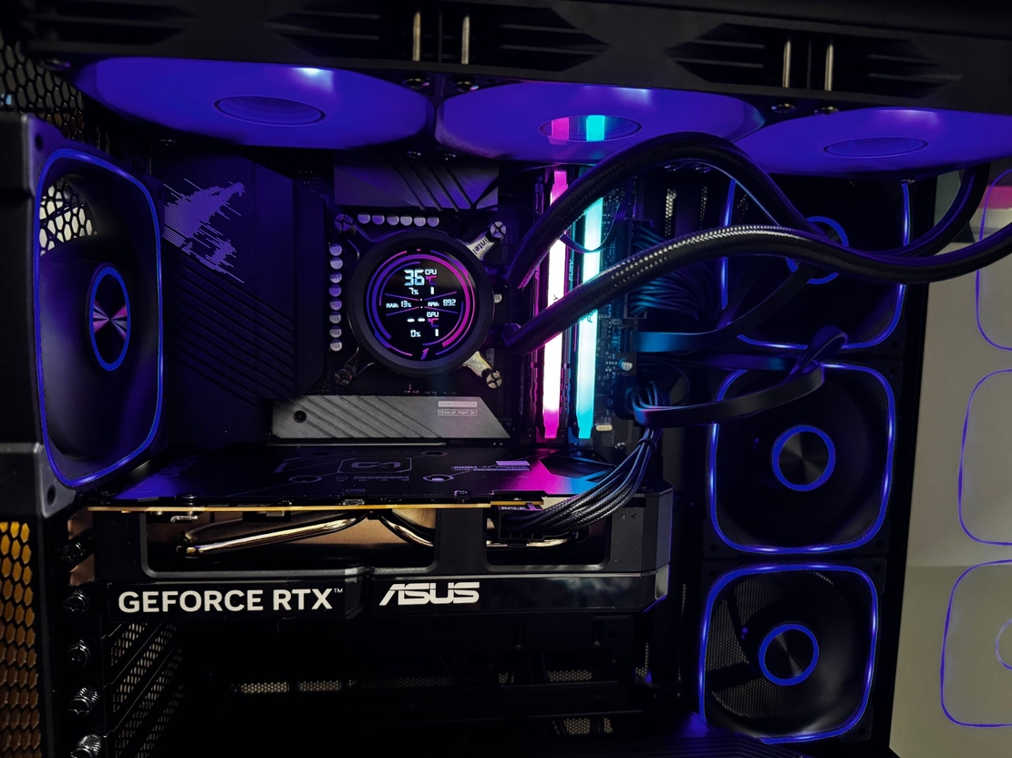 מחשב גיימינג וגרפיקה עוצמתי – i9 + ‎64GB RAM + RTX 5060