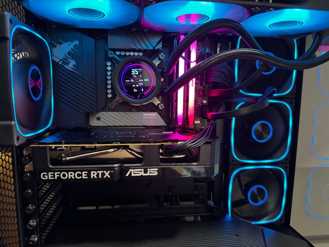 מחשב גיימינג וגרפיקה עוצמתי – i9 + ‎64GB RAM + RTX 5060