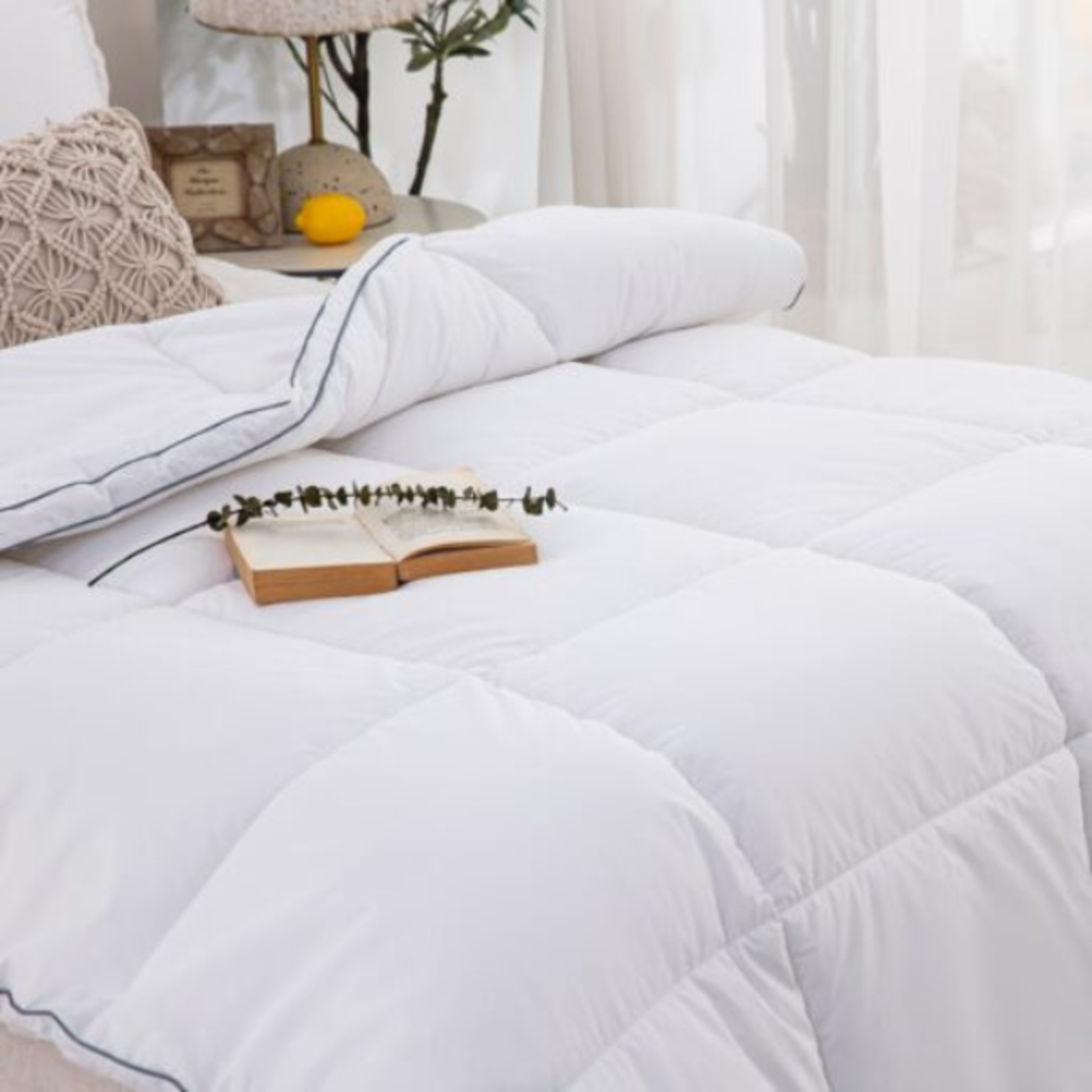 שמיכת פוך במילוי 550 גרם למ