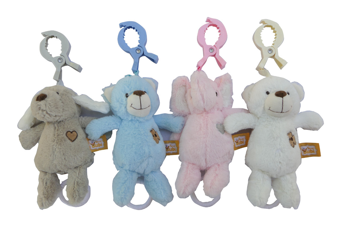 30# - חיבוקי פינוקי לבת : ערכה רכה בסל בד בשחור-לבן, בובה פרוותית רכה מנגנת ונתלית, כירבולית טטרה ושמיכת עגלה