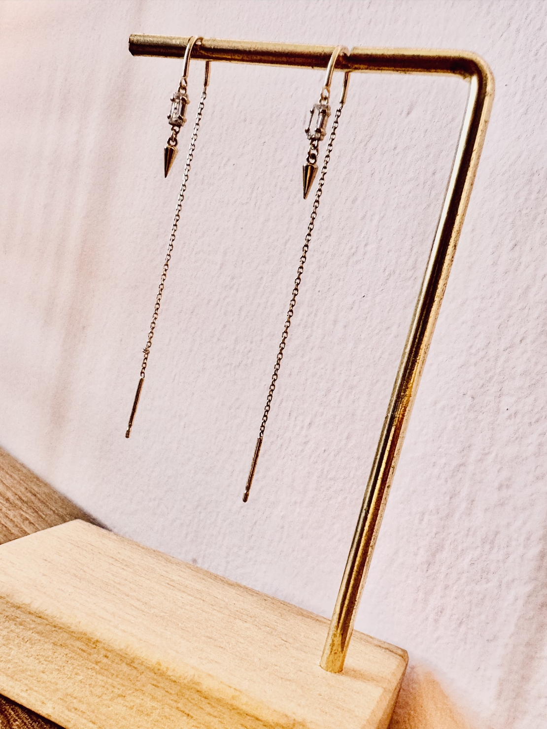 עגיל מוניקה