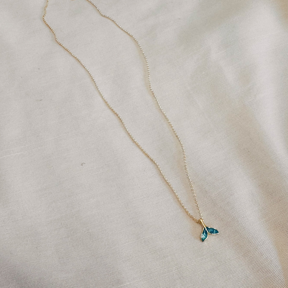 שרשרת סנפיר טורקיז