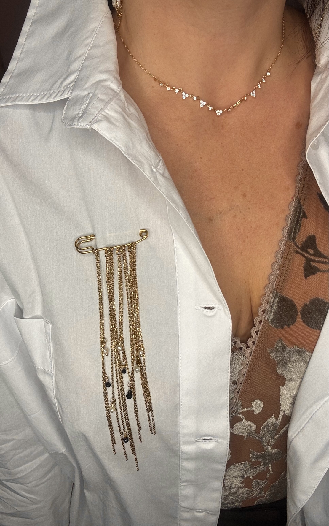 סיכת לבגד זהב Flow