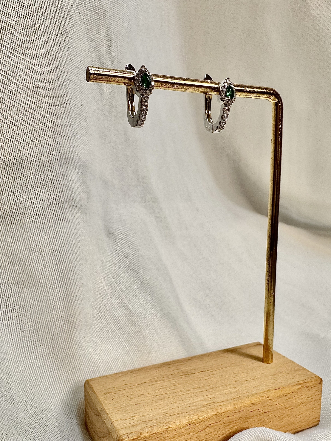 עגילי דיאנה אבן ירוקה