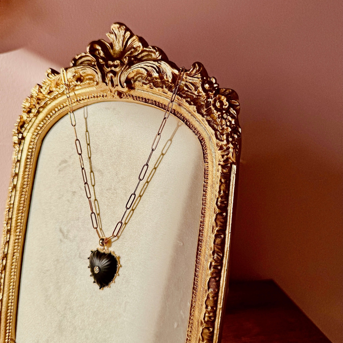 שרשרת לב שחור