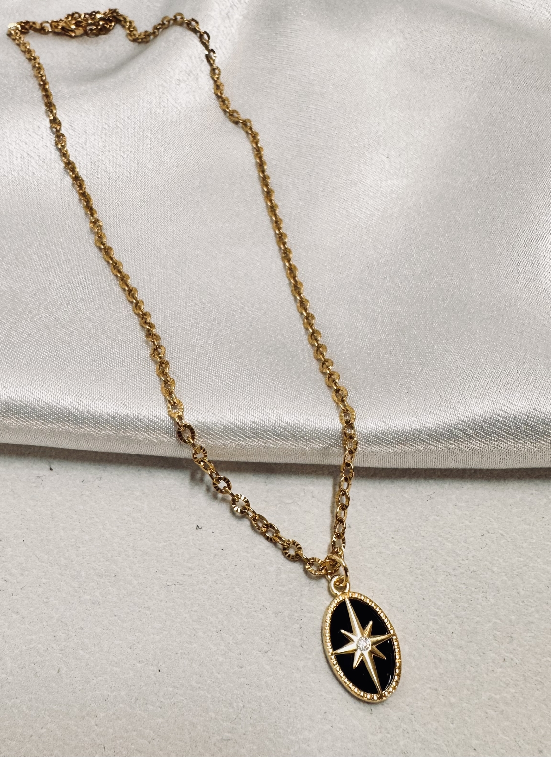 שרשרת כוכב הצפון מלאכיט