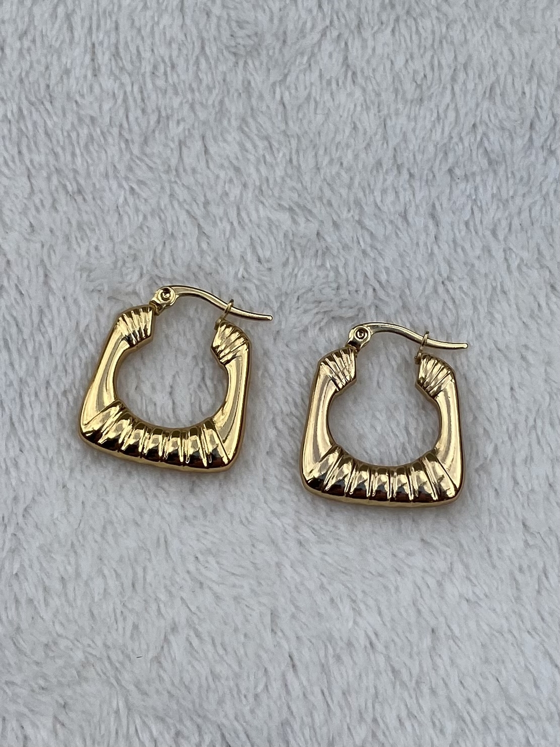 Bold Square Hoops