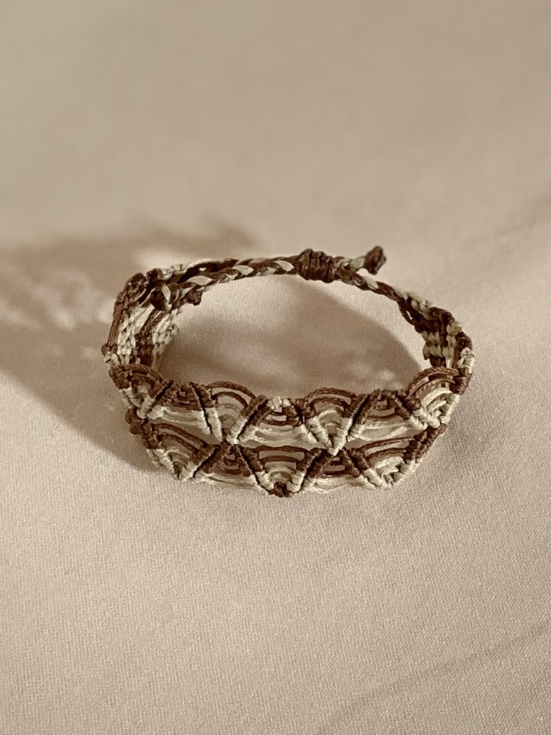 צמיד מקרמה Desert Embrace