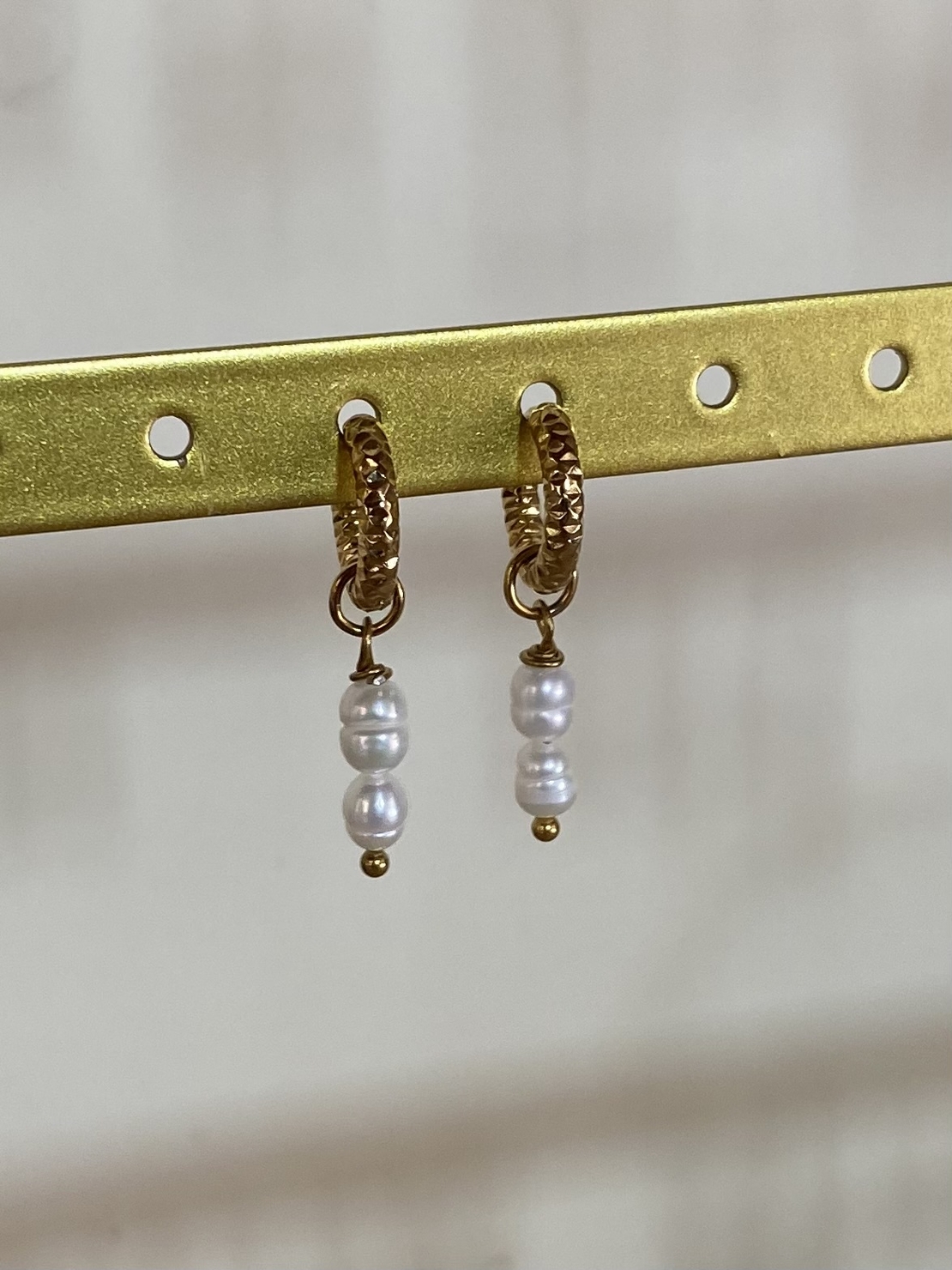 עגילי Textured Pearl