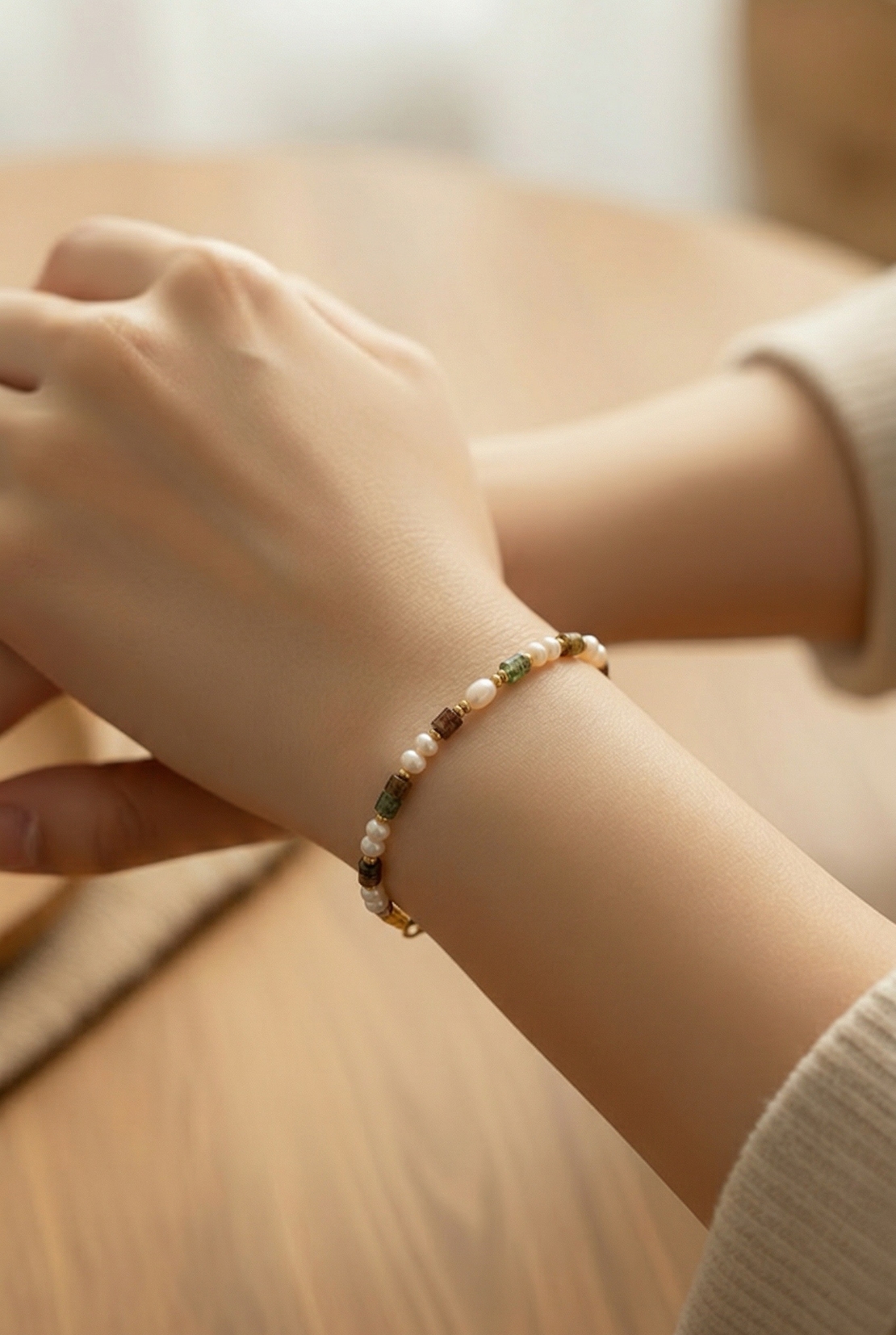 צמיד פנינים אפריקאי