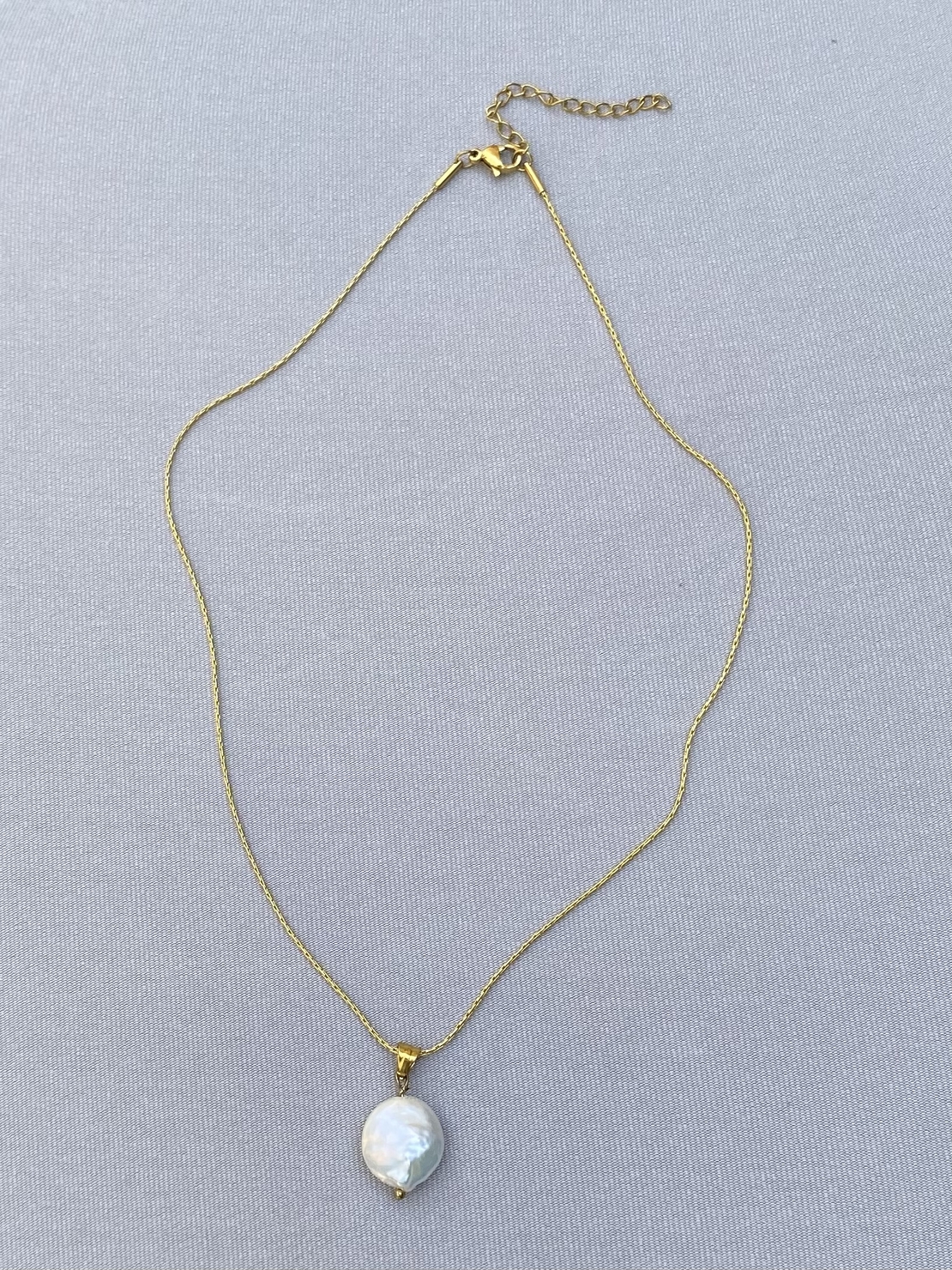 פנינה גדולה זהב