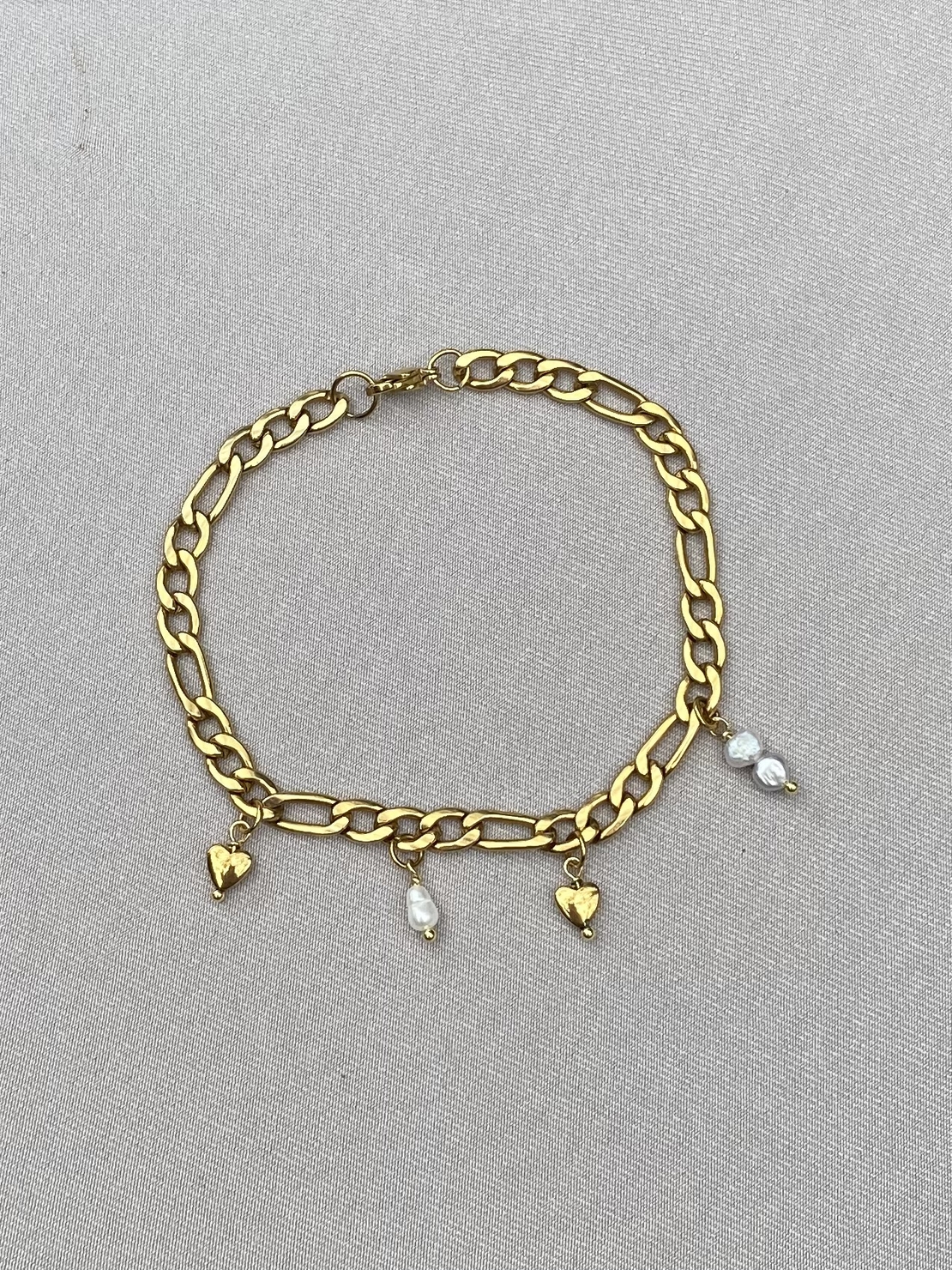 צמיד רגל חוליות לב