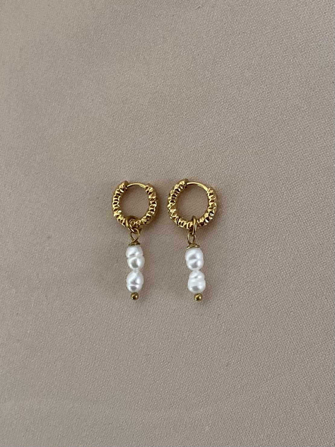 עגילי Textured Pearl