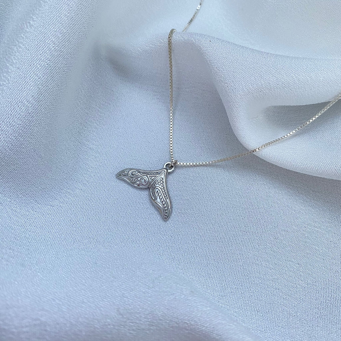 זנב כסף מעוטר