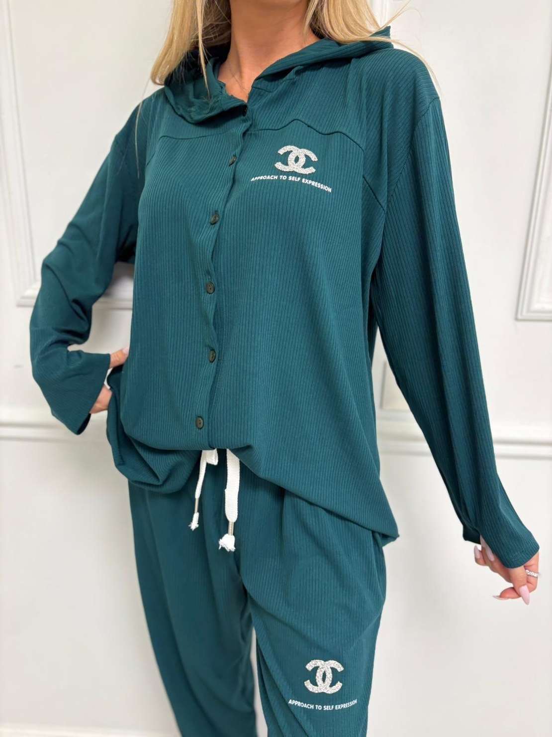 חליפות פנאי