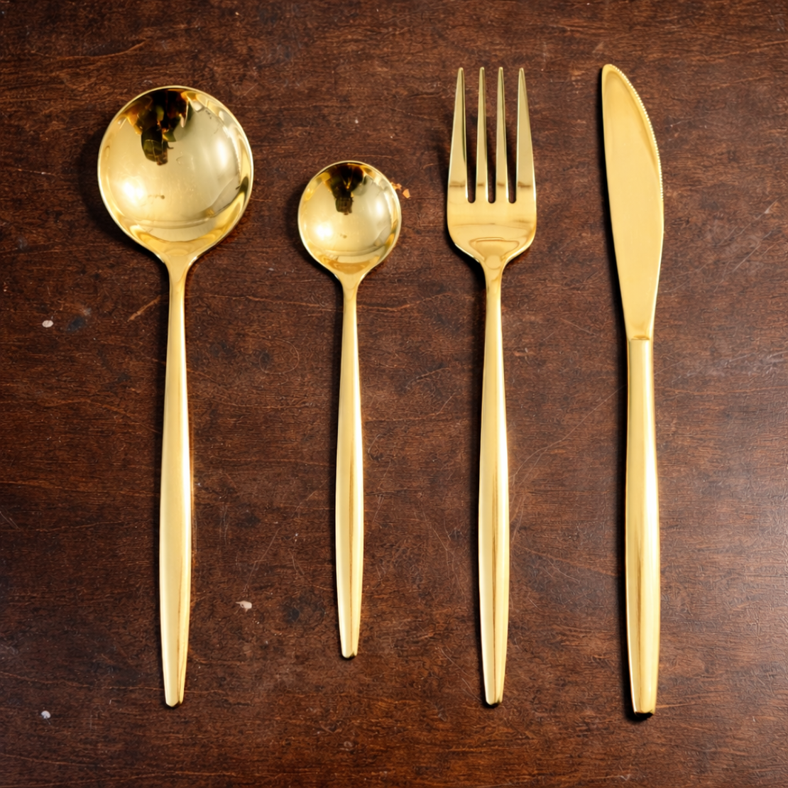 סט סכום זהב 24 חלקים ומעמד זהב לסכום