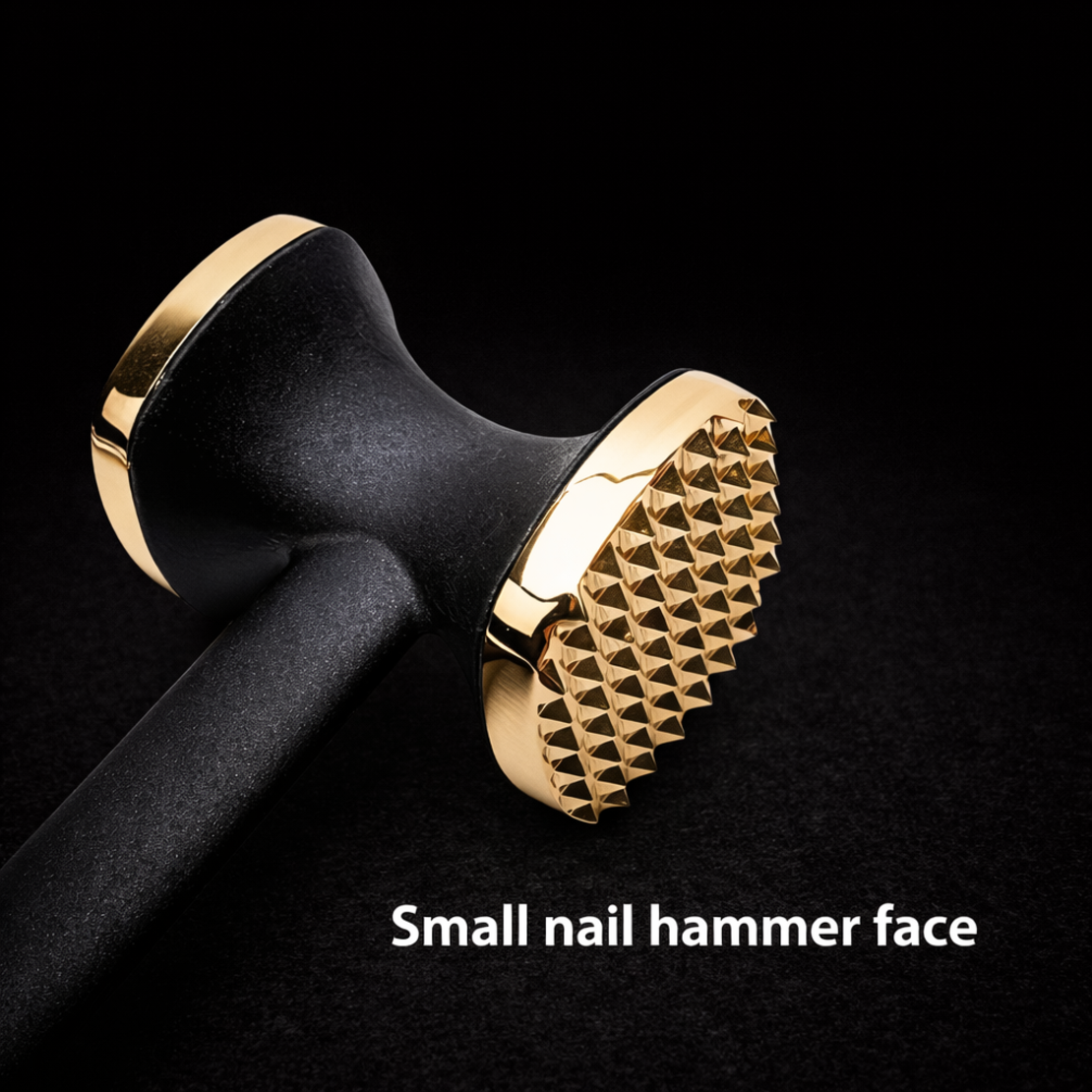 פטיש שניצלים מעוצב בצבע שחור עם נגיעות זהב,