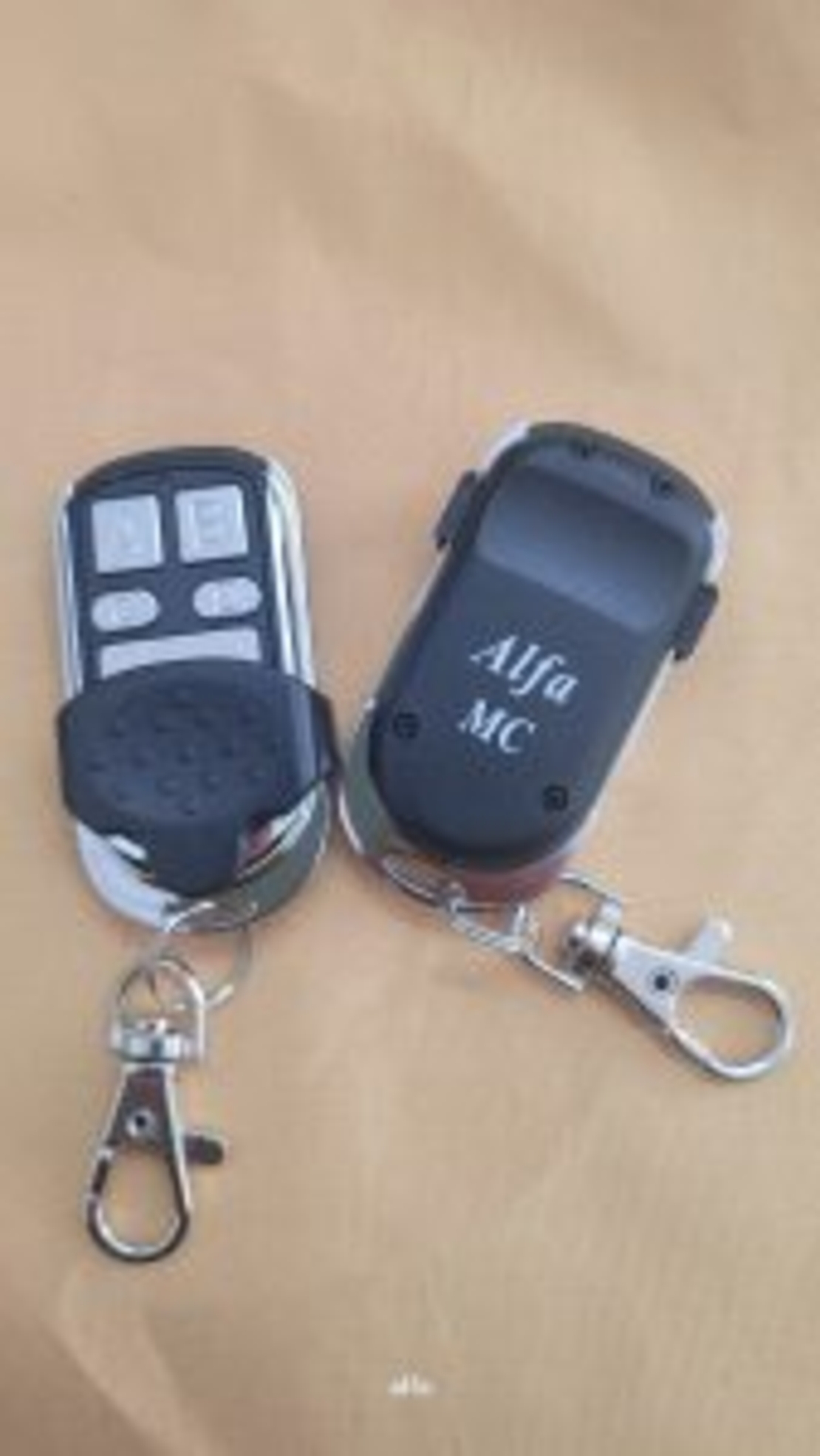 שלט לשער דגם מולטיקוד