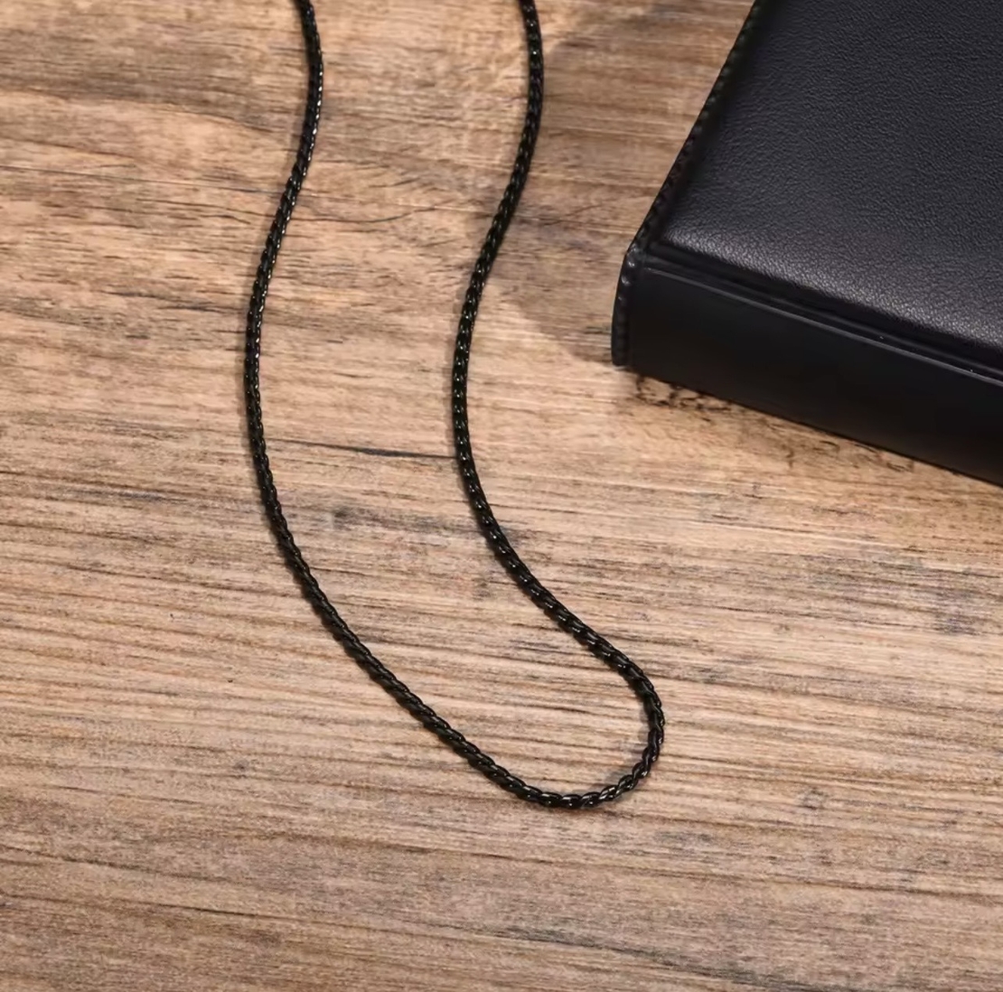 שרשרת יאן 3 שחור