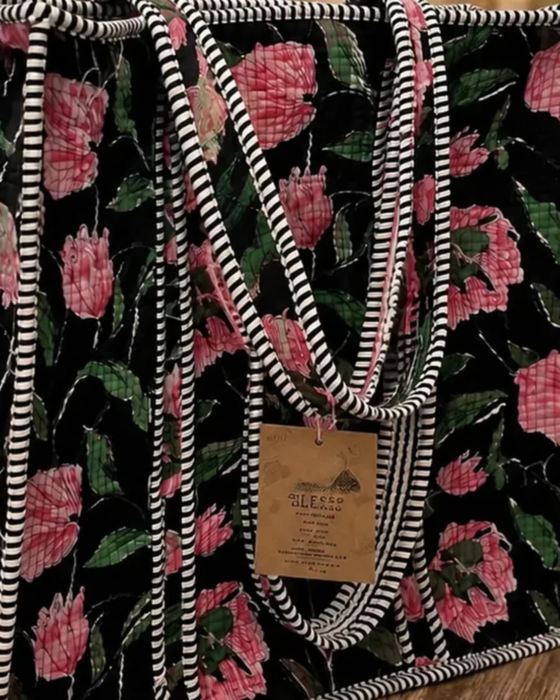 תיק TOTE מידנייט בלום · Midnight Bloom