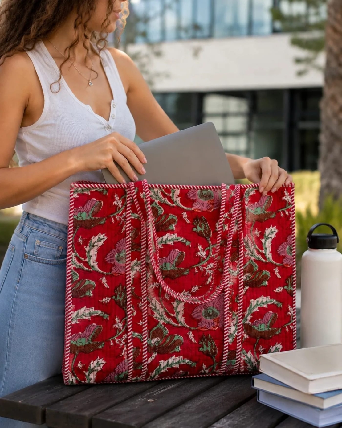 תיק TOTE קרימזון פאשן · Crimson Passion