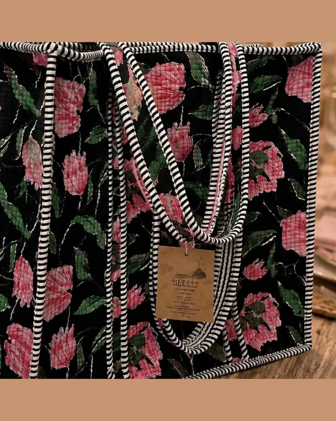 תיק TOTE מידנייט בלום · Midnight Bloom