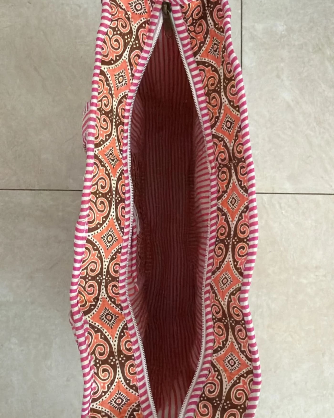 תיק TOTE מורוקן רויאל · Moroccan Royal