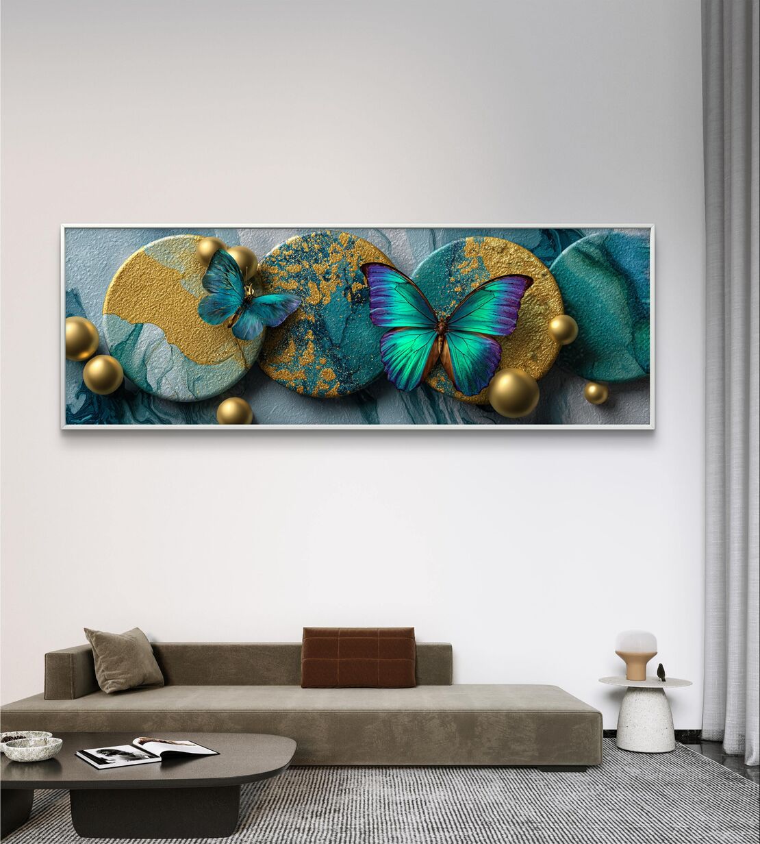 תמונת קנבס פנורמית עם פרפרים בגווני טורקיז וזהב בהדפסה חלקה – תכשיט לבית