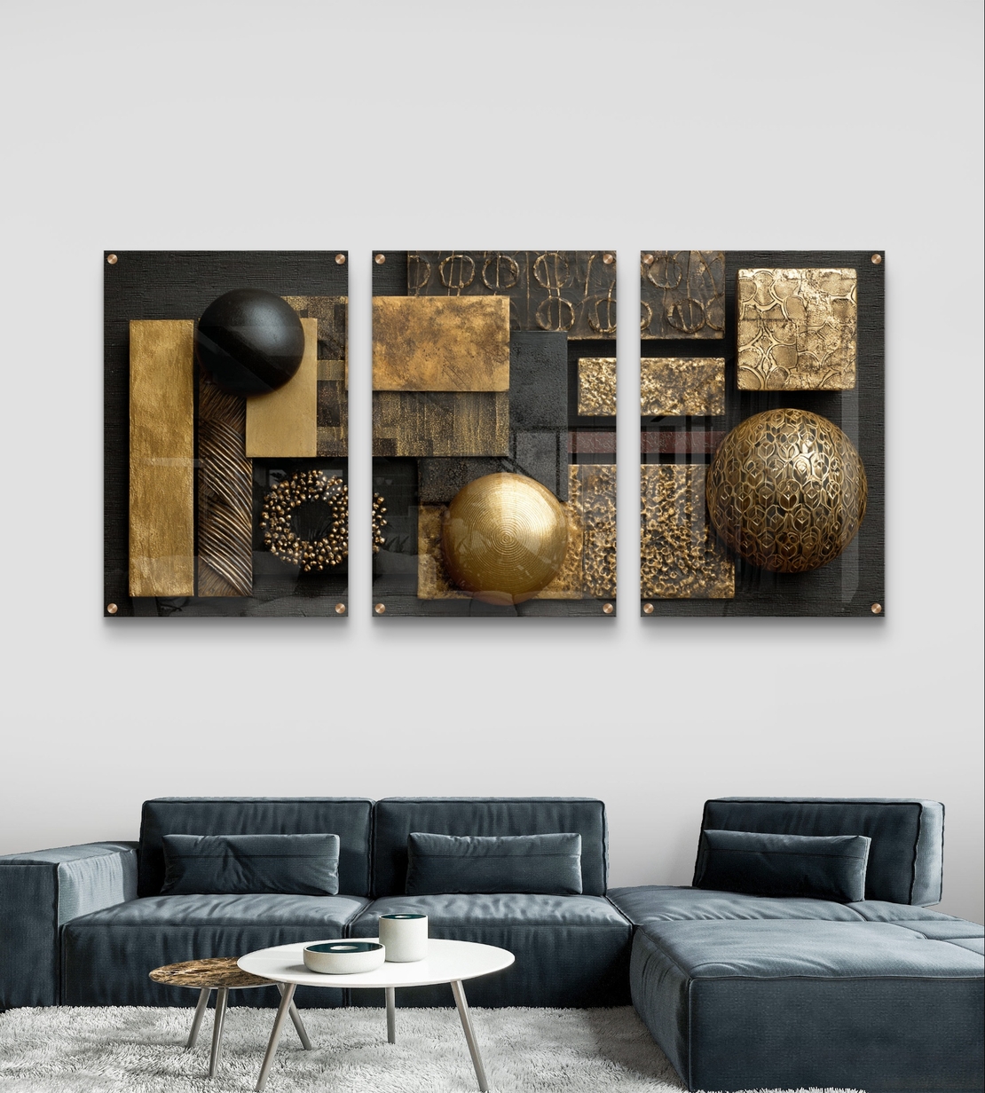 תמונת זכוכית שלשה בעיצוב גאומטרי בגווני שחור וזהב – קולקציית תכשיט לבית