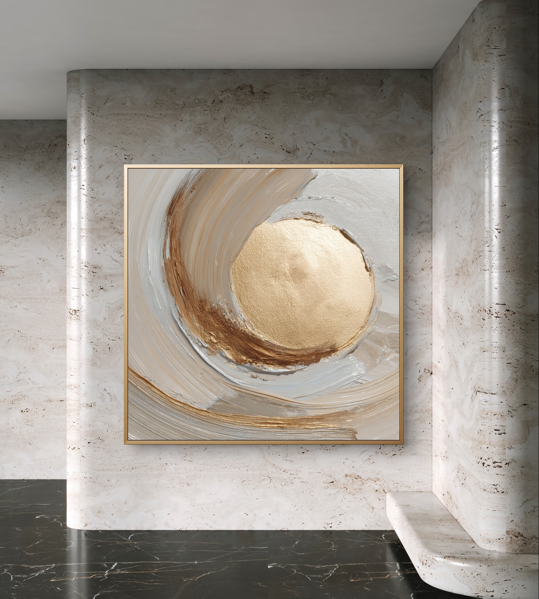 תמונת קנבס מרובעת אבסטרקטית בגווני שמנת עם אלמנט עגול זהוב במרכז, הדפסה חלקה ללא תבליט