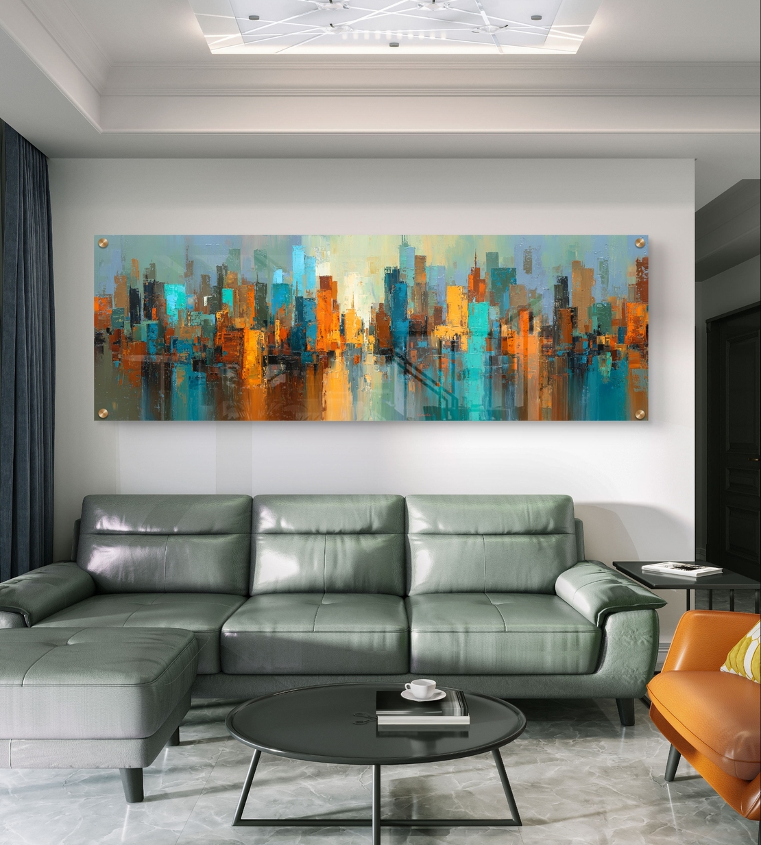 תמונת זכוכית פנורמית אבסטרקטית עם קו־רקיע עירוני בגווני טורקיז, כתום וזהב בעיצוב מודרני ודינמי לקיר הבית