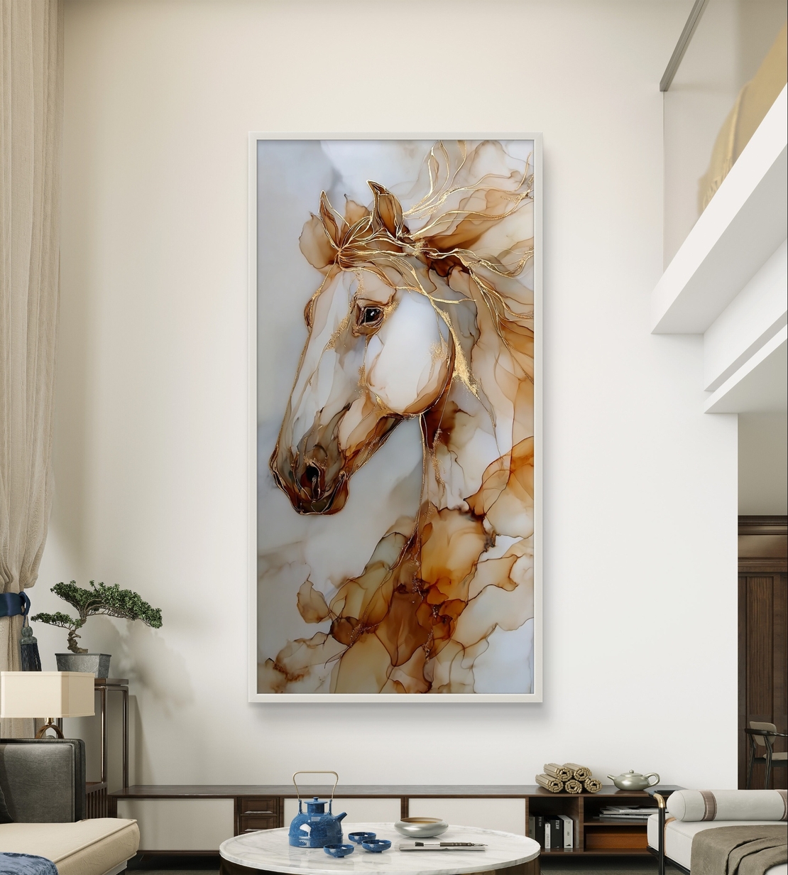 תמונת קנבס לאורך עם ראש סוס אצילי בגווני לבן, חום וזהב בעיצוב אמנותי יוקרתי