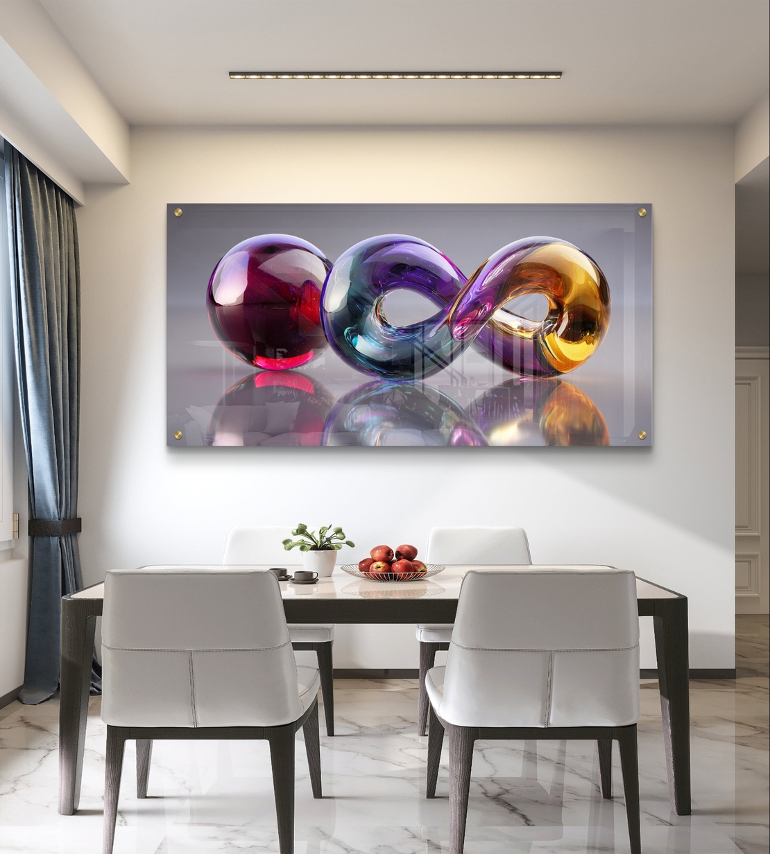 תמונת זכוכית לרוחב עם צורות אבסטרקטיות זורמות בגווני כחול, סגול וזהב בעיצוב מודרני יוקרתי