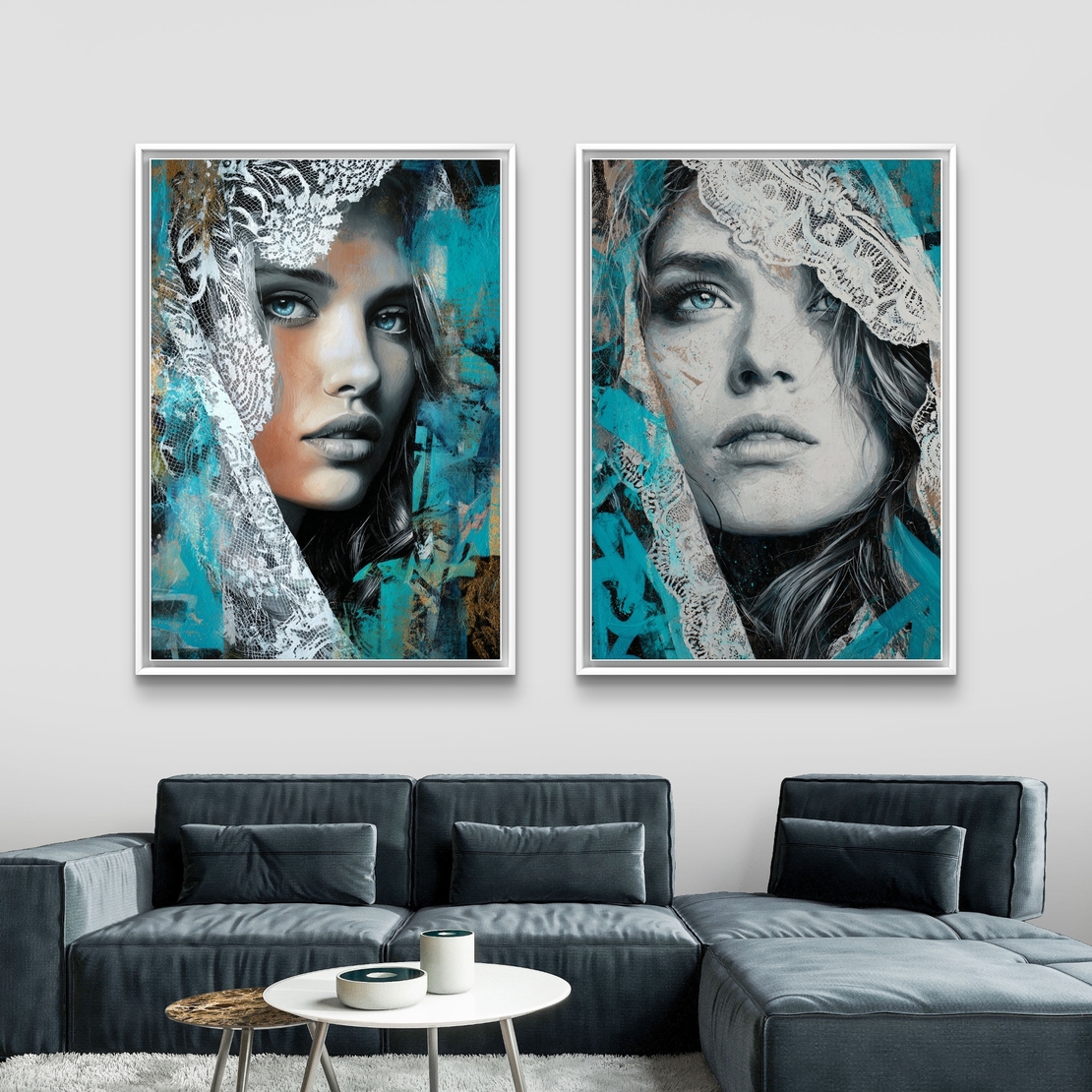 תמונת קנבס זוגית עם דיוקנאות נשיים אמנותיים בגווני טורקיז ושחור עם נגיעות תחרה