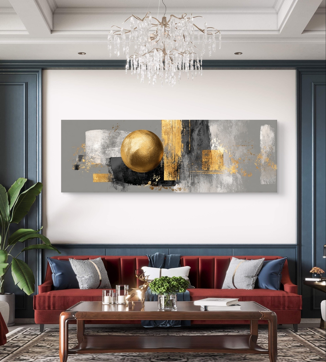 יצירת אמנות אבסטרקטית בגווני אפור וזהב בהדפסה חלקה.