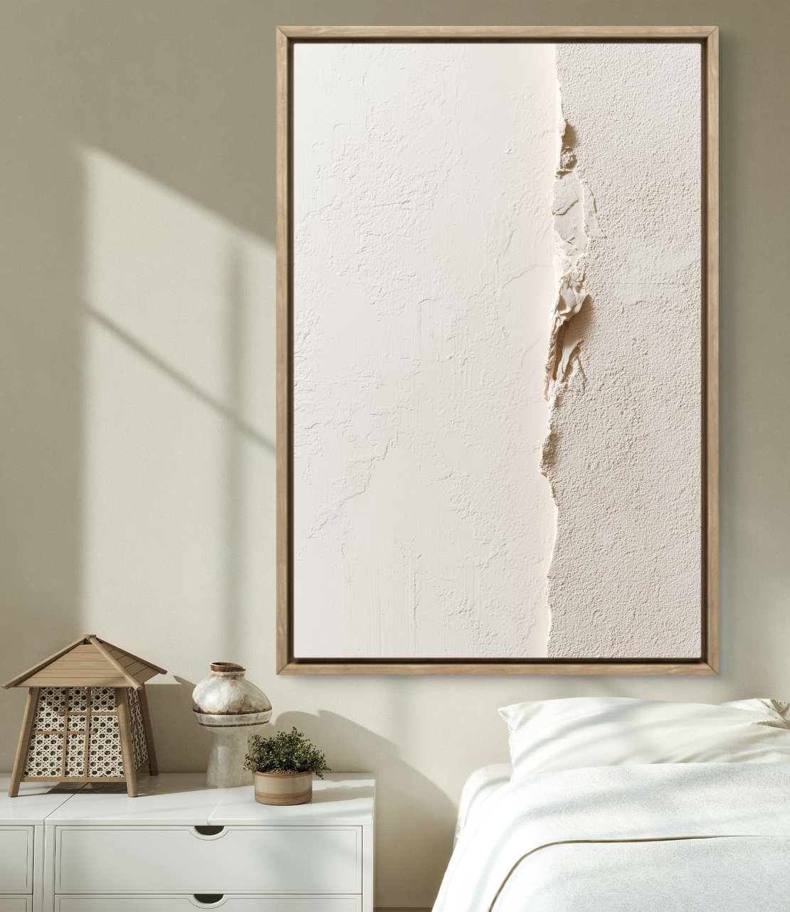 תמונת קנבס בגווני שמנת עם טקסטורה עדינה ושבר מודרני