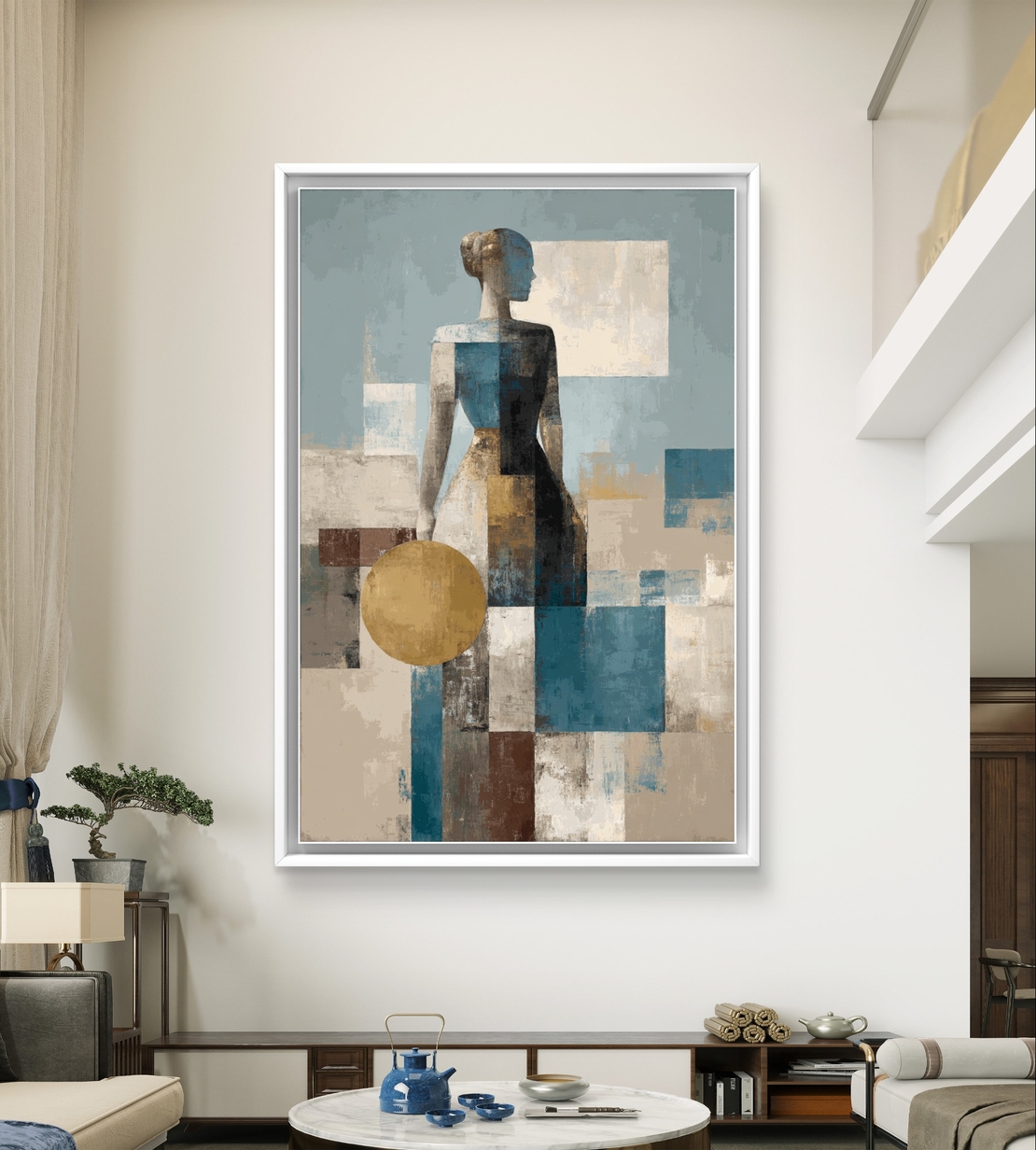 תמונת קנבס עם דמות נשית מופשטת בסגנון גאומטרי, גווני תכלת וחול ועיגול זהוב בעיצוב אלגנטי ומודרני