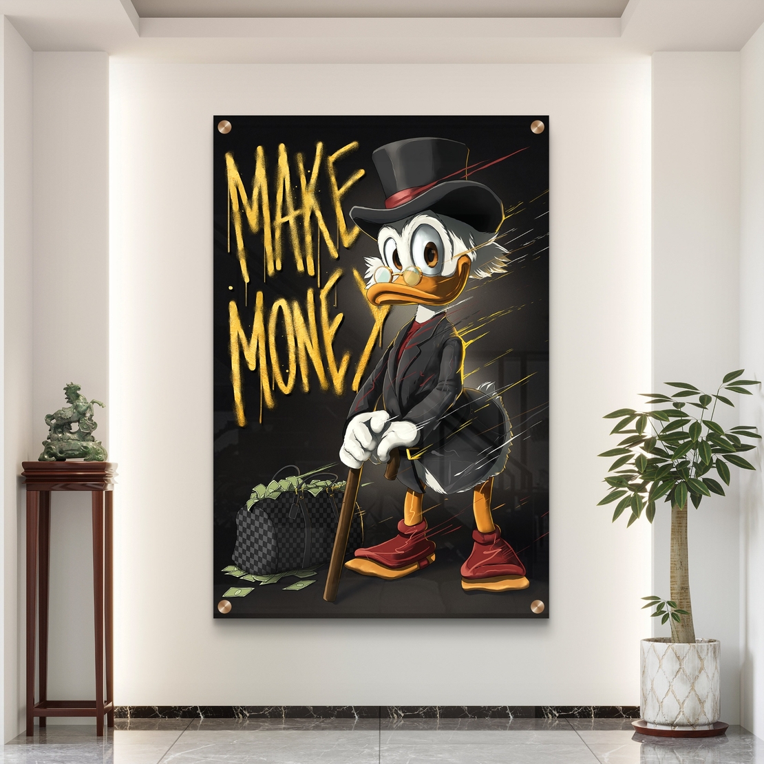 תמונת זכוכית MAKE MONEY עם דמות אייקונית בחליפה וכיתוב זהב יוקרתי