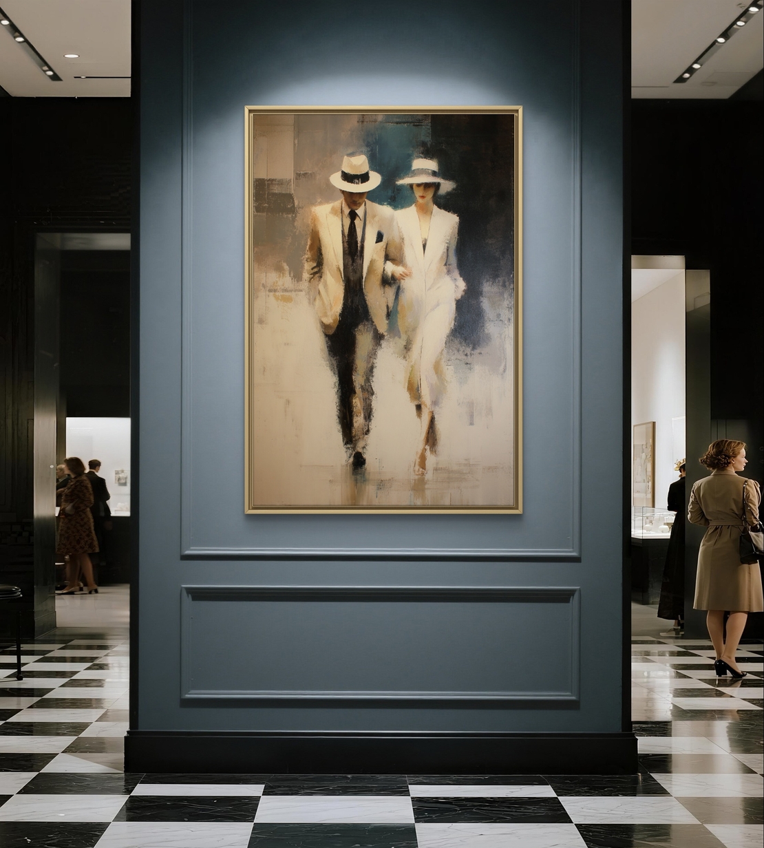 תמונת קנבס אנכית של זוג אלגנטי הולך יחד בגווני שמנת כחול ואפור