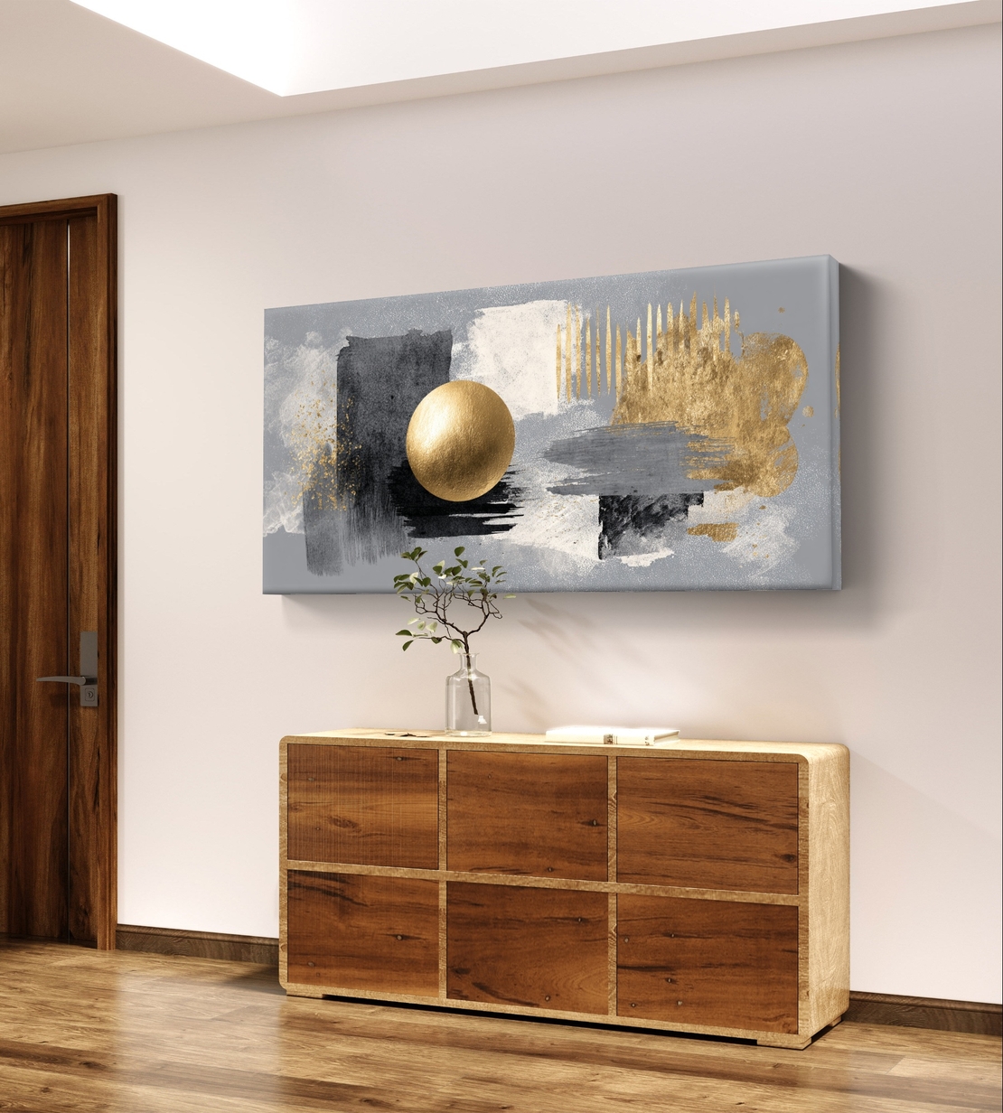 תמונת קנבס אבסטרקטית לרוחב בגווני אפור ושחור עם אלמנט עגול זהוב במרכז בעיצוב מודרני