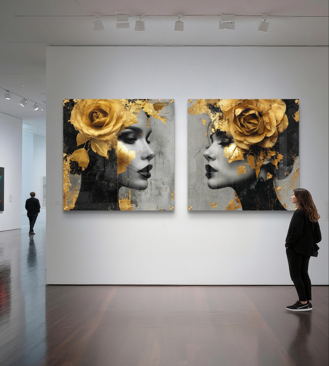 סט תמונות זכוכית מרובעות עם דמויות נשיות בשחור־לבן ואלמנטים מוזהבים – תכשיט לבית