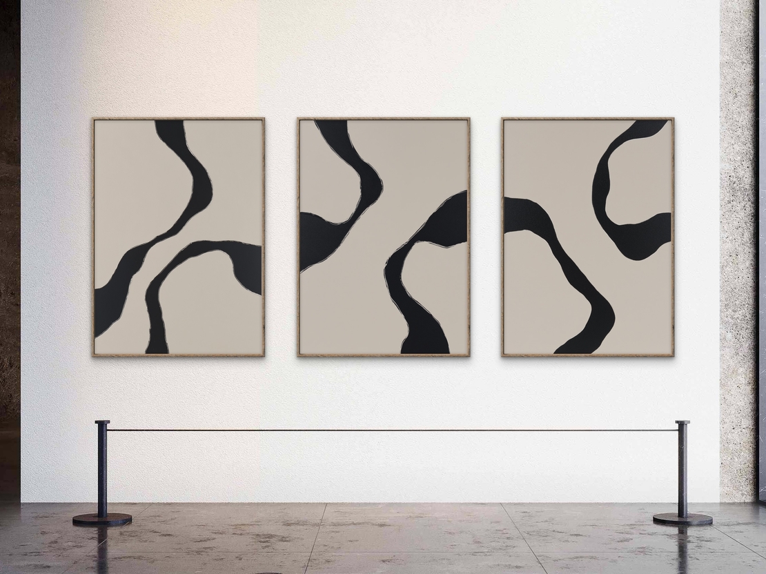 שלישיית תמונות קנבס בעיצוב אבסטרקטי בגווני בז' ושחור, הדפסה חלקה, קולקציית NEXTGEN BY BAR מבית תכשיט לבית.