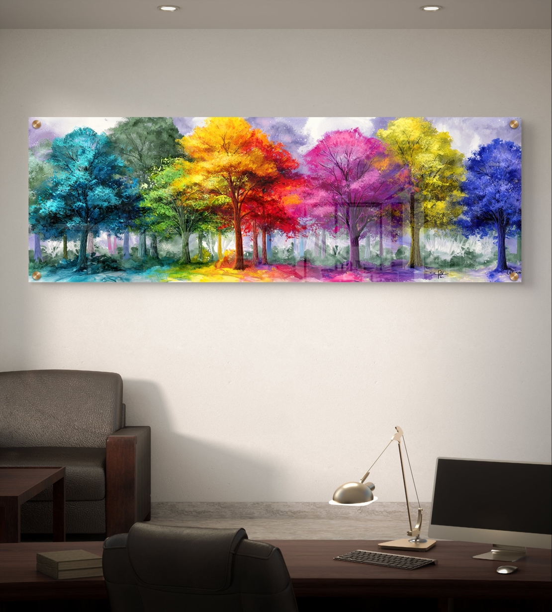 תמונת זכוכית פנורמית עם עצים צבעוניים בגוונים מרהיבים בעיצוב אמנותי ומודרני