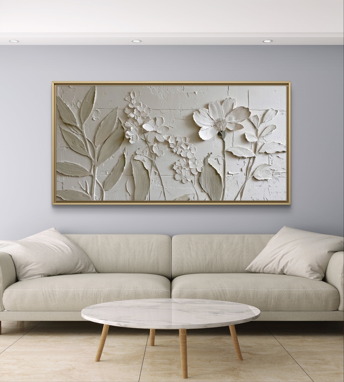 תמונת קנבס לרוחב עם פרחים לבנים בגווני שמנת בעיצוב אלגנטי ומינימליסטי