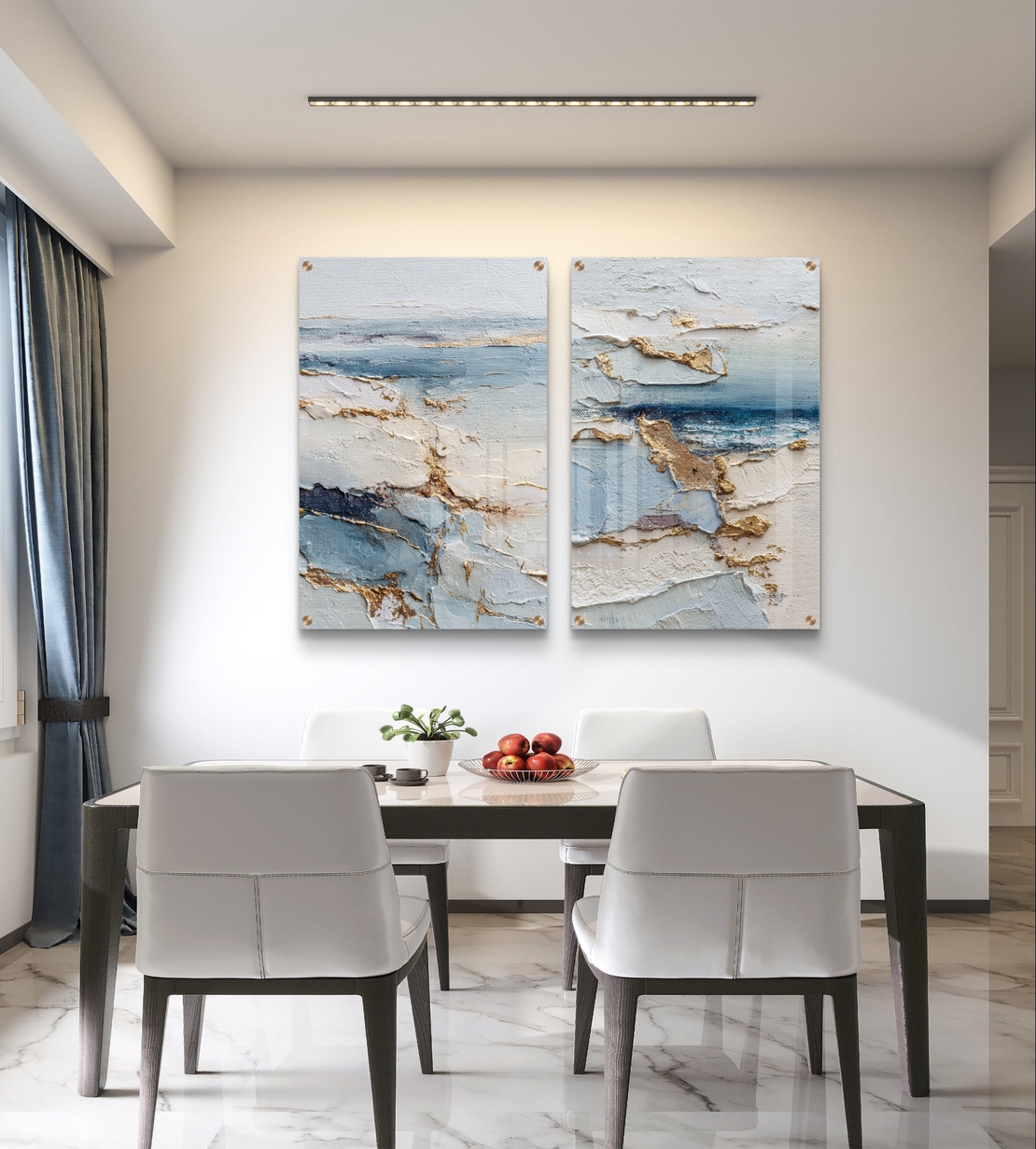 תמונת זכוכית זוגית אבסטרקטית בגווני שמנת, תכלת וכחול עם נגיעות זהב, הדפסה חלקה ללא תבליט