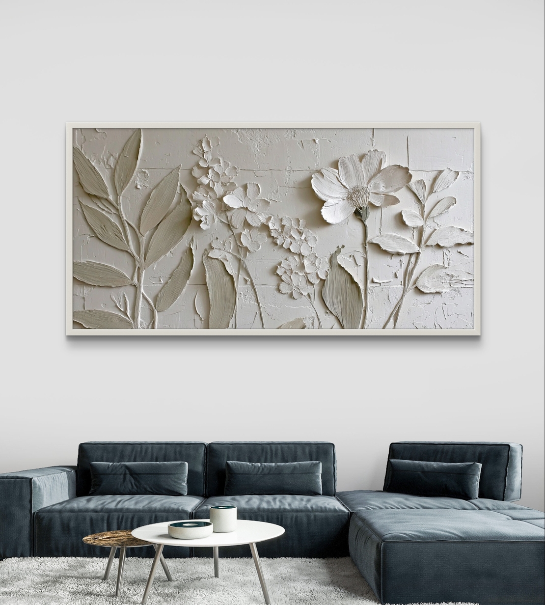 תמונת קנבס לרוחב עם פרחים לבנים בגווני שמנת בעיצוב אלגנטי ומינימליסטי