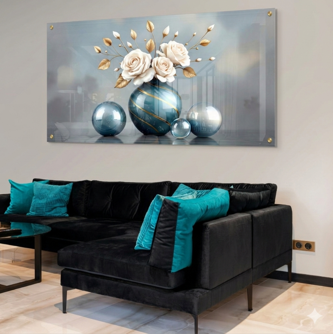 תמונת זכוכית אגרטל טורקיז עם ורדים לבנים ועלים מוזהבים, עיצוב אלגנטי לסלון