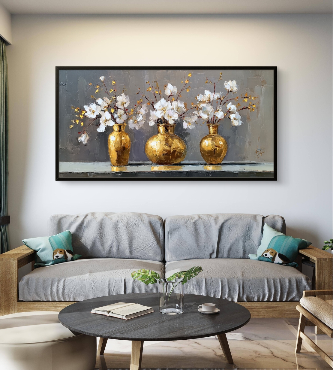 תמונת קנבס לסלון – אגרטלי זהב עם פרחים לבנים | דגם TS5943