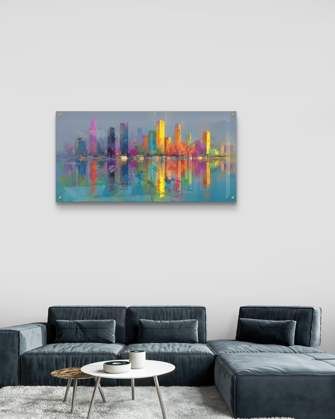 תמונת זכוכית לרוחב המציגה קו עיר צבעוני בהדפסה חלקה – תכשיט לבית