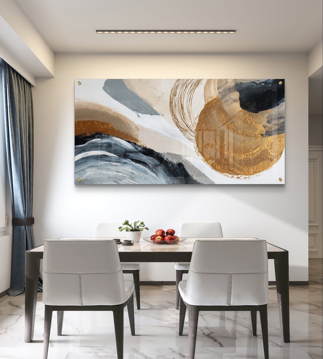 תמונת זכוכית לרוחב בעיצוב אבסטרקטי עם גווני אפור וכחול ונגיעות זהב